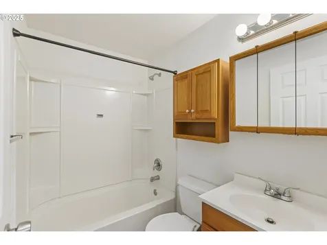 6253 SW 204th Place Beaverton OR 97078