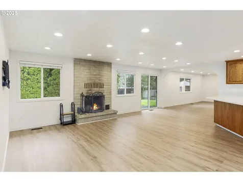 6253 SW 204th Place Beaverton OR 97078