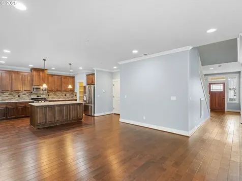 7642 SW 204th Avenue Beaverton OR 97007