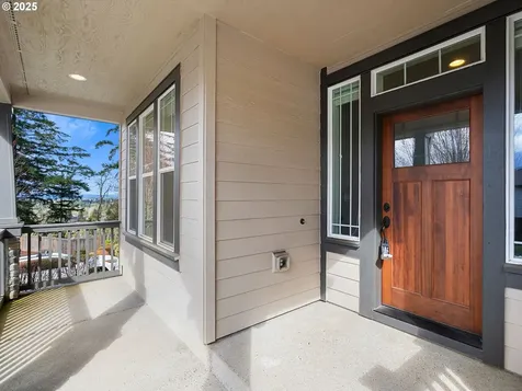 7642 SW 204th Avenue Beaverton OR 97007