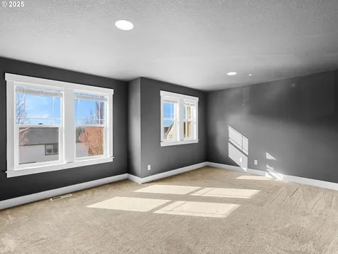 7642 SW 204th Avenue Beaverton OR 97007