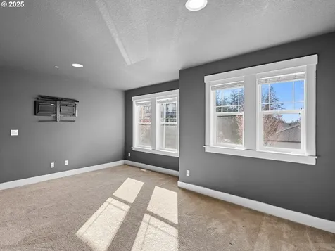 7642 SW 204th Avenue Beaverton OR 97007