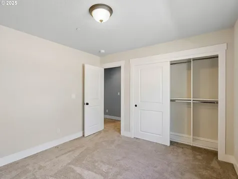 7642 SW 204th Avenue Beaverton OR 97007