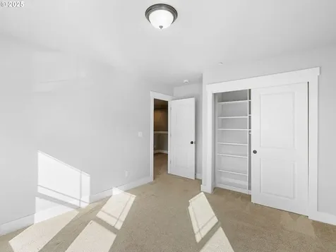 7642 SW 204th Avenue Beaverton OR 97007