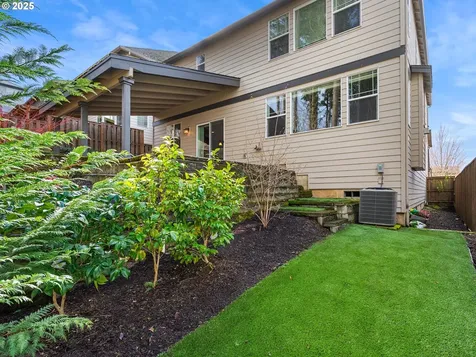 7642 SW 204th Avenue Beaverton OR 97007