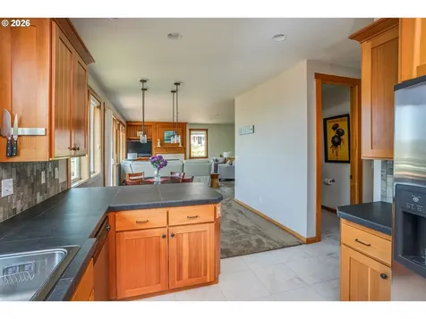 2165 Skyline Drive Seaside OR 97138
