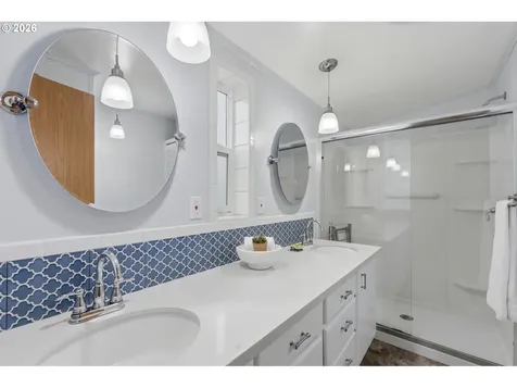 5885 NE Jacobson Street Hillsboro OR 97124