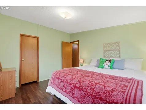 5885 NE Jacobson Street Hillsboro OR 97124