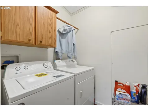 5885 NE Jacobson Street Hillsboro OR 97124