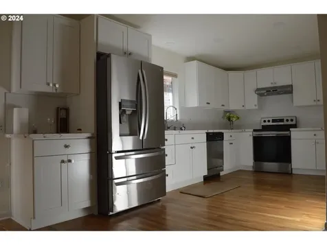4405 NE 69th Avenue Portland OR 97218