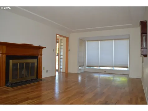 4405 NE 69th Avenue Portland OR 97218