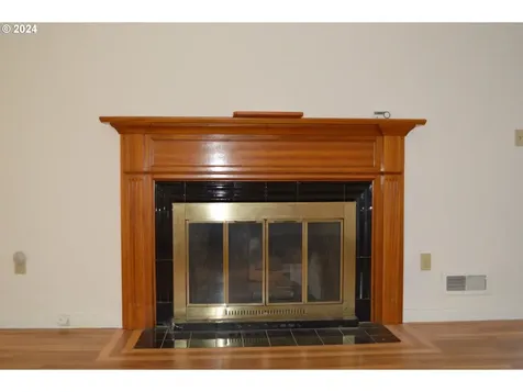 4405 NE 69th Avenue Portland OR 97218