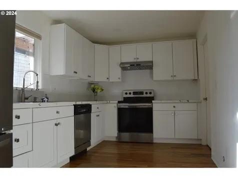 4405 NE 69th Avenue Portland OR 97218