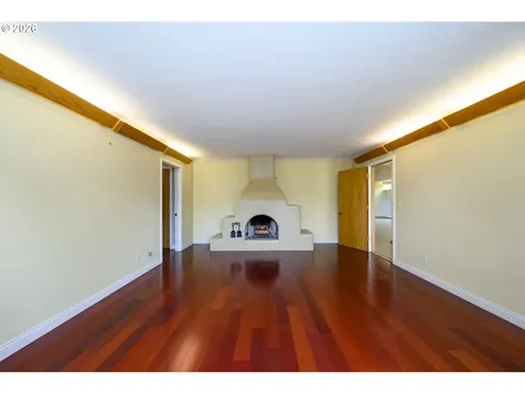 1488 Red Hill Road Oakland OR 97462