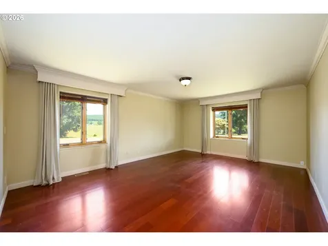 1488 Red Hill Road Oakland OR 97462