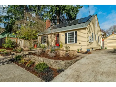 3629 SE Brooklyn Street Portland OR 97202