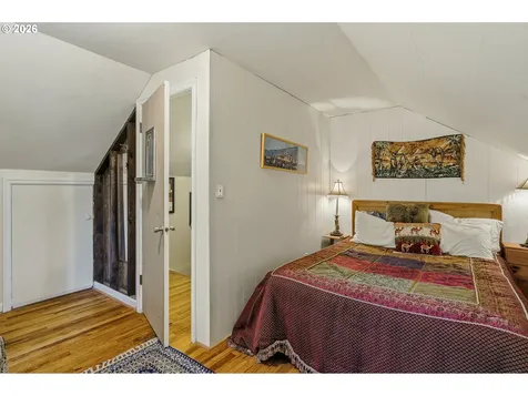 3629 SE Brooklyn Street Portland OR 97202