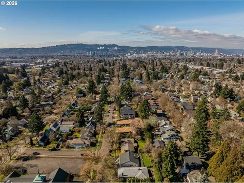 3629 SE Brooklyn Street Portland OR 97202