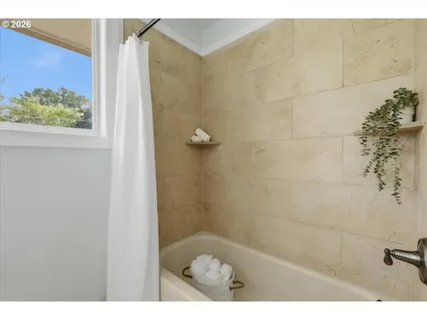 6901 NW Canyon Crest Loop Vancouver WA 98665