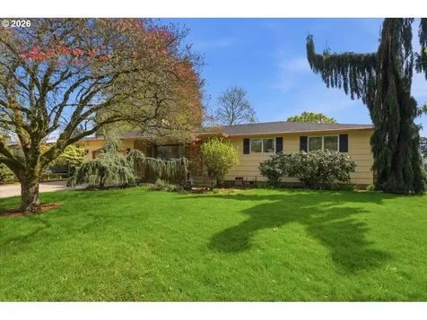 6901 NW Canyon Crest Loop Vancouver WA 98665