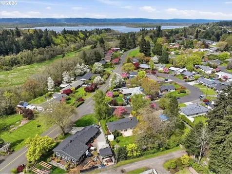 6901 NW Canyon Crest Loop Vancouver WA 98665