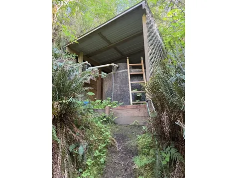 3196 S Tenmile Lake Lakeside OR 97449