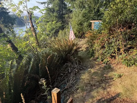 3196 S Tenmile Lake Lakeside OR 97449
