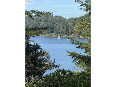 3196 S Tenmile Lake Lakeside OR 97449
