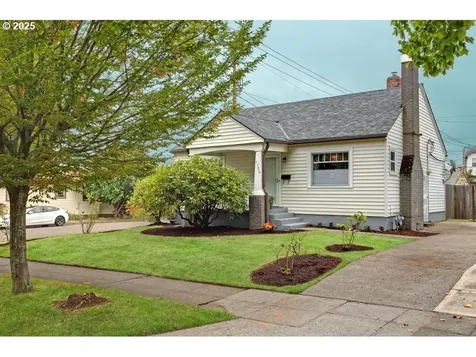7154 N Concord Avenue Portland OR 97217