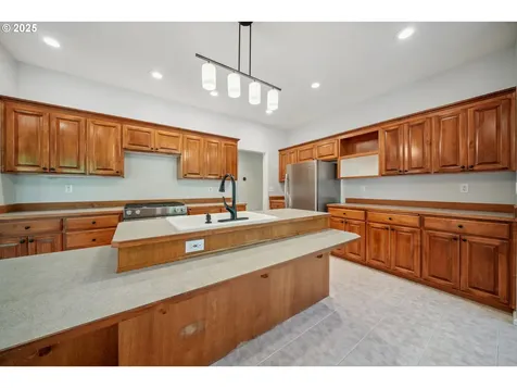 1113 SW West Hills Place Corvallis OR 97333