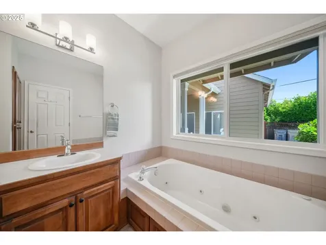 1113 SW West Hills Place Corvallis OR 97333