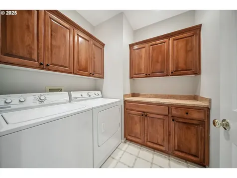 1113 SW West Hills Place Corvallis OR 97333