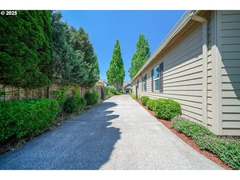 1113 SW West Hills Place Corvallis OR 97333