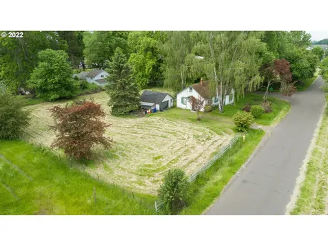 6614 NE Alder Street Hillsboro OR 97124