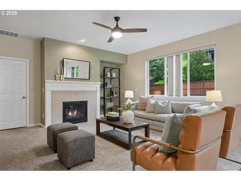 1034 NW Hoquiam Court Camas WA 98607