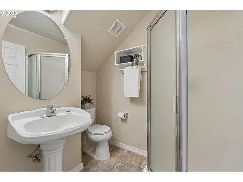 1034 NW Hoquiam Court Camas WA 98607