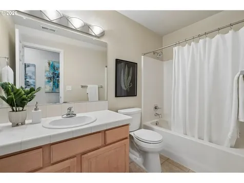 1034 NW Hoquiam Court Camas WA 98607