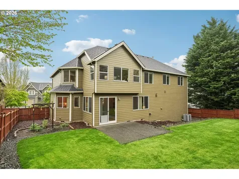 1034 NW Hoquiam Court Camas WA 98607