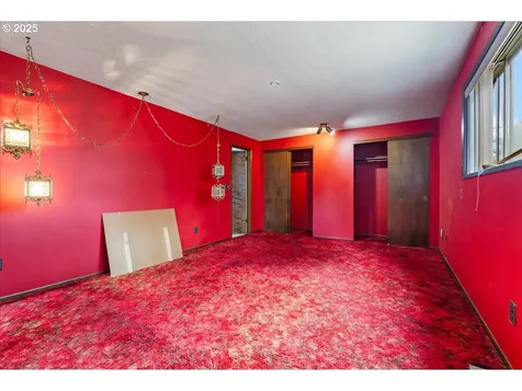 6108 SE Tenino Street Portland OR 97206