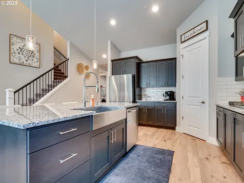 9166 N Hargrave Street Camas WA 98607