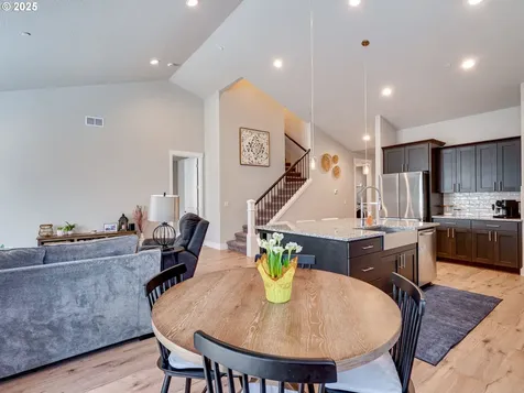 9166 N Hargrave Street Camas WA 98607