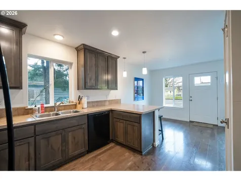 2213 10th Street Tillamook OR 97141