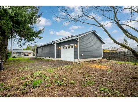 2213 10th Street Tillamook OR 97141
