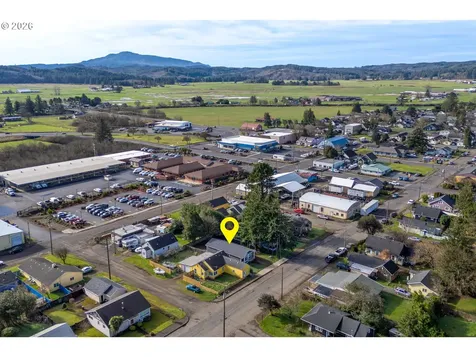 2213 10th Street Tillamook OR 97141