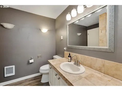 1041 Cannon Drive Hood River OR 97031