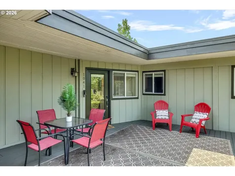 1041 Cannon Drive Hood River OR 97031