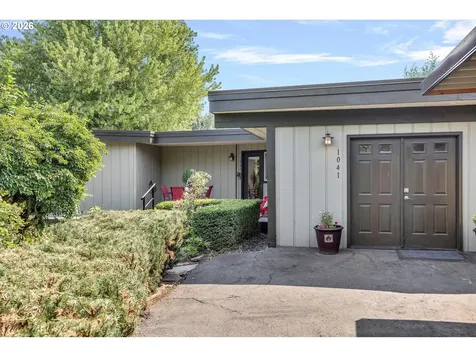 1041 Cannon Drive Hood River OR 97031