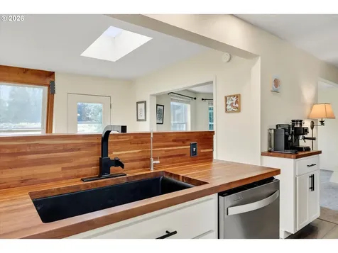 1041 Cannon Drive Hood River OR 97031