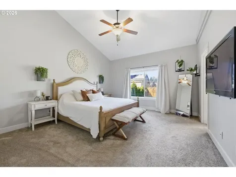 523 N 8th Place Carlton OR 97111