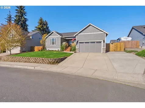 523 N 8th Place Carlton OR 97111